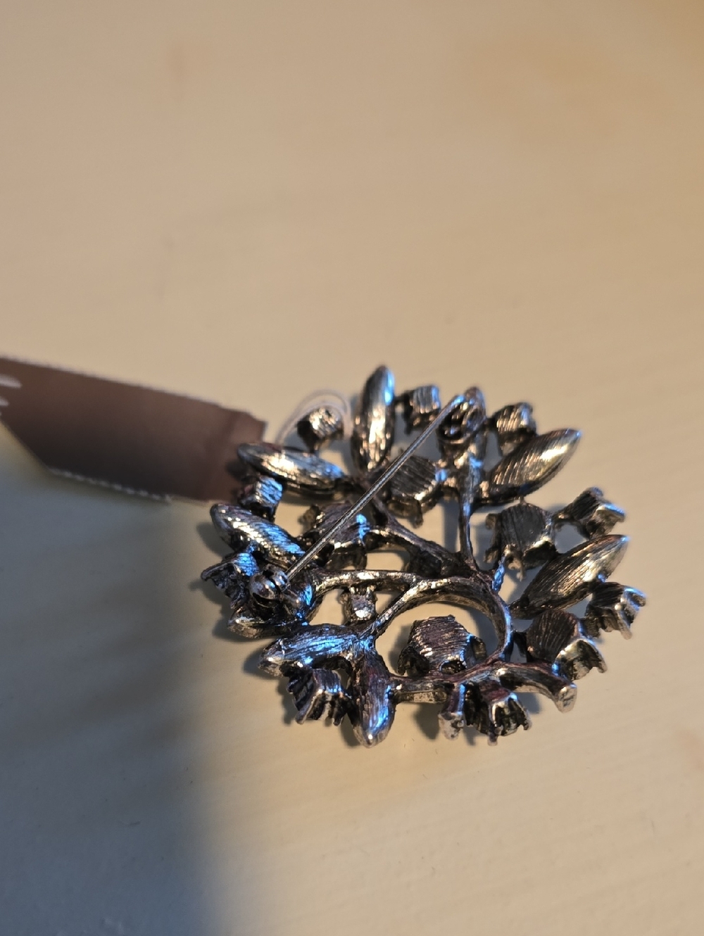 NWT Stunning J Jill Rhinestone Floral Circle Brooch - Silver Sparkle - Picture 4 of 5